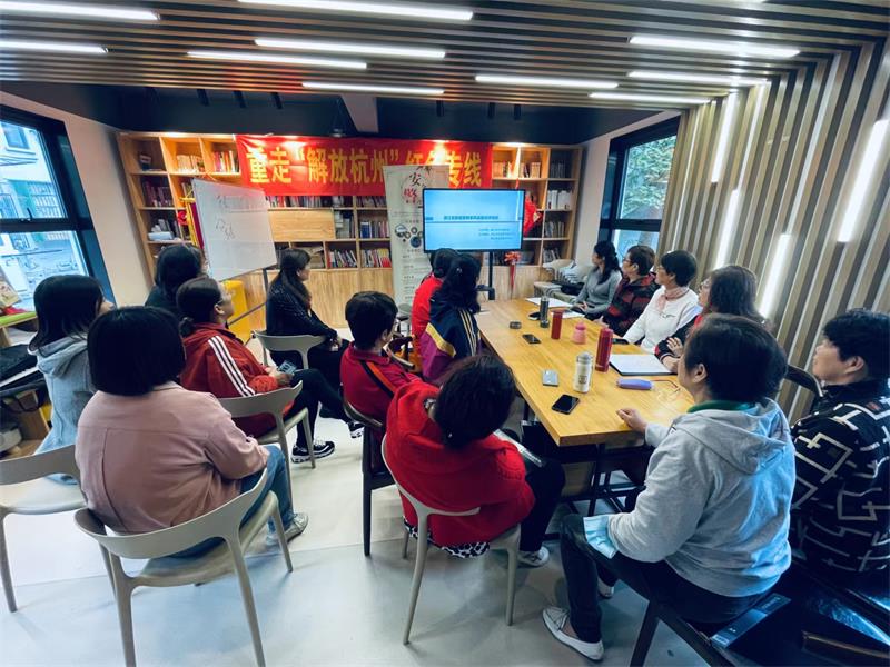 成人色情
家庭教育研究院巾帼文明岗教育行